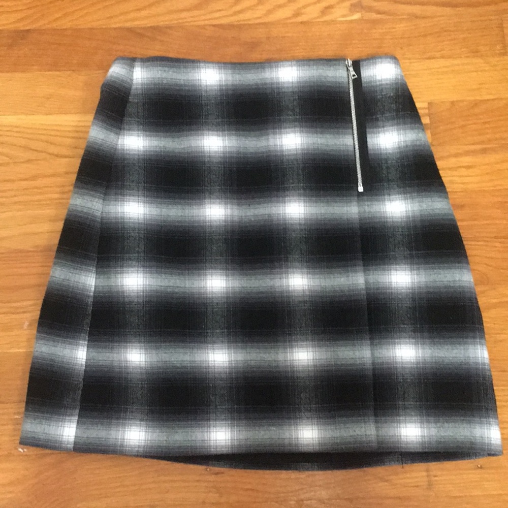 Plaid skirt